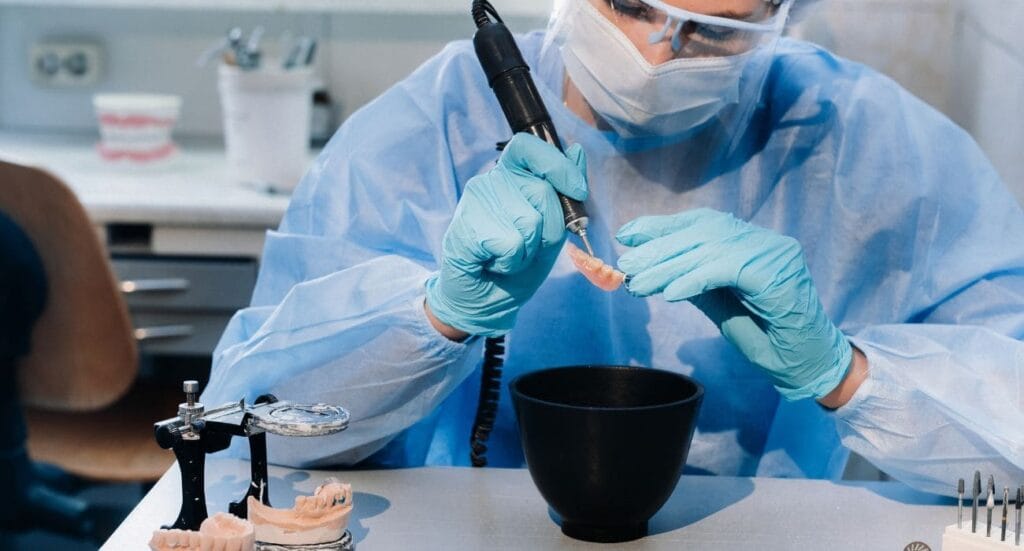 Laboratorio de Prótesis dentales Fijas en Ibiza