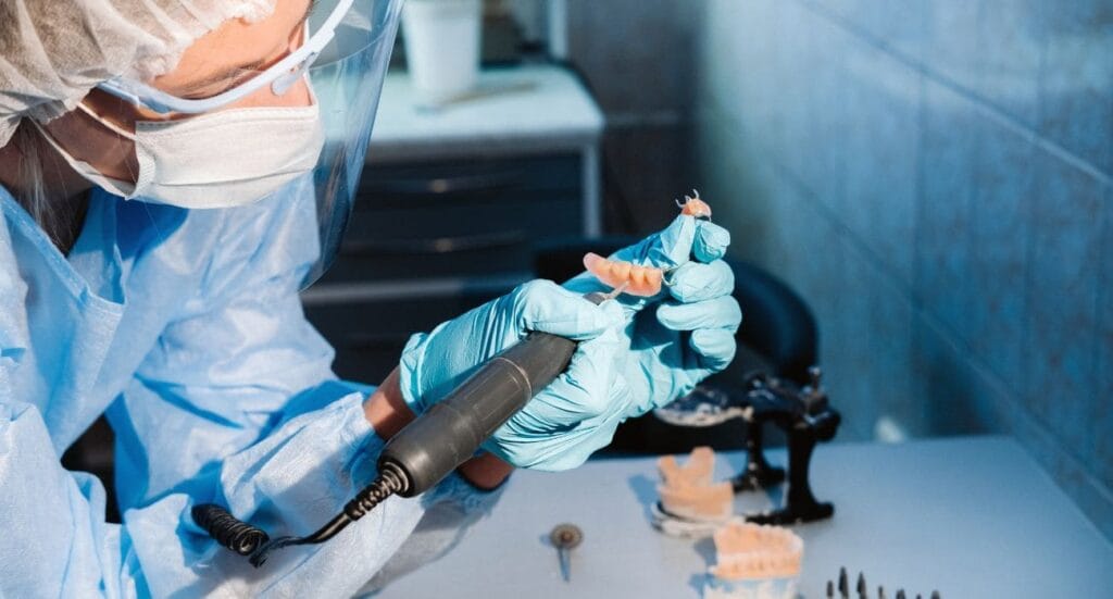 Laboratorio de Prótesis dentales removibles en Ibiza